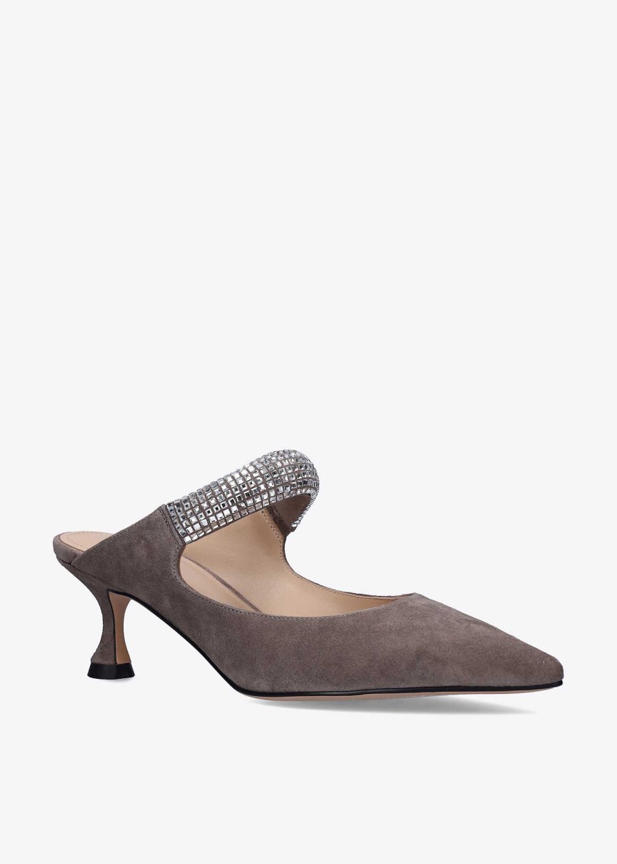 Ballroom-Dansers In Loafers Lola Cruz | Nieuwe Blast